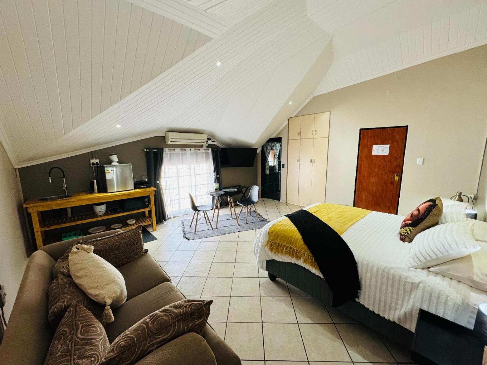 Echo Mountain Inn (Adults Only) 타바짐비 객실 사진