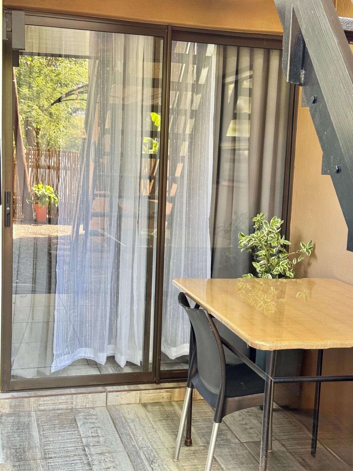 Echo Mountain Inn (Adults Only) 타바짐비 외부 사진